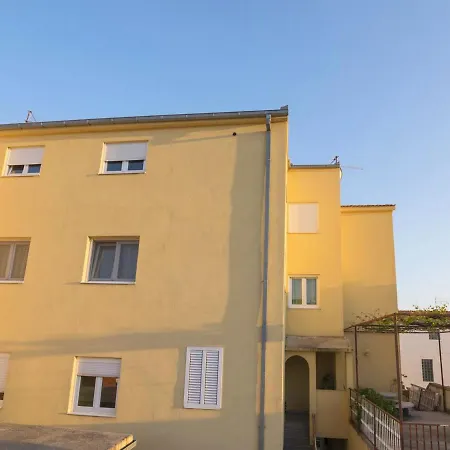 Apartment Marli *